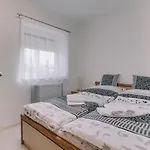 Bekeapartmanhaz Badacsonytomaj