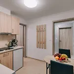 Bekeapartmanhaz شقة