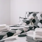 Bekeapartmanhaz * باداتشونيتوماي